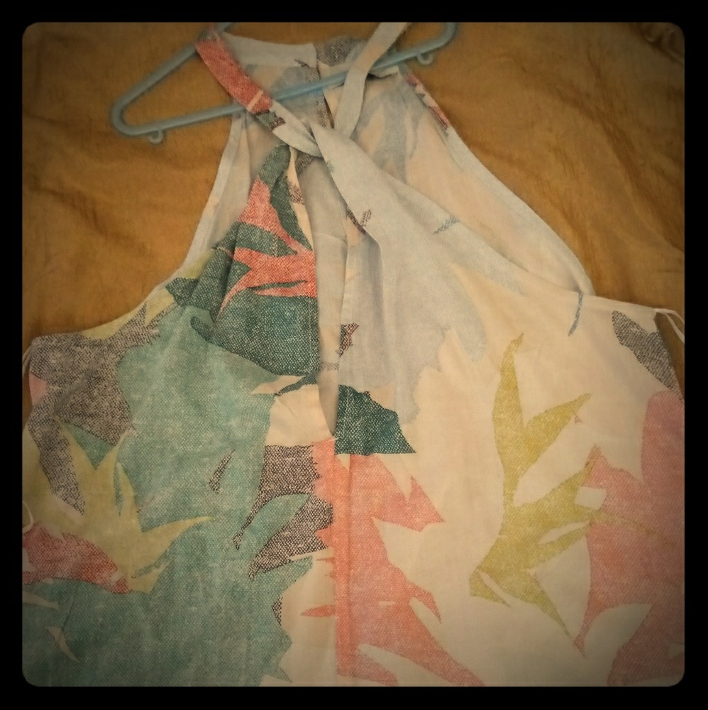 O'Neill halter top